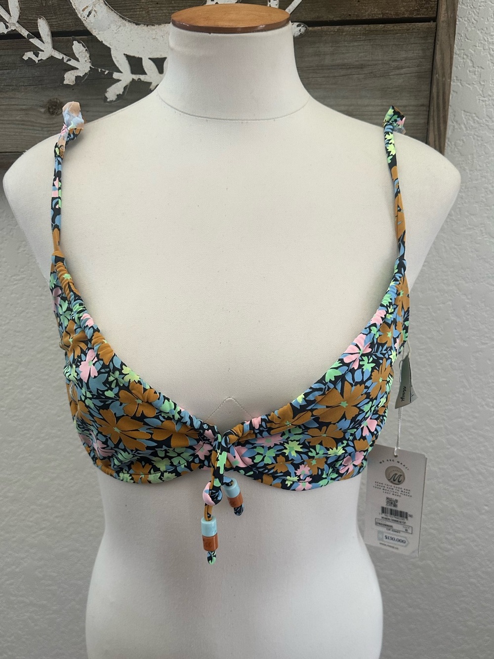 Maaji Multicolor Floral Tie-Front Bikini Top Reversible ladies size XL‎ NWT